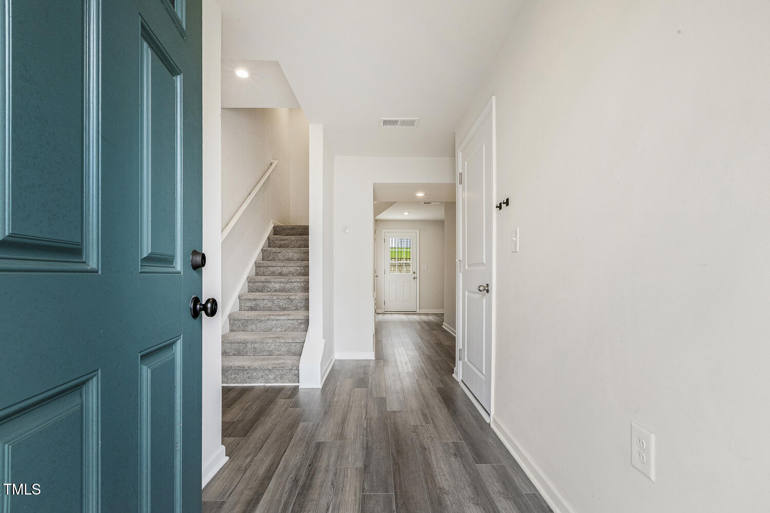 3009 Soft Breeze Drive
