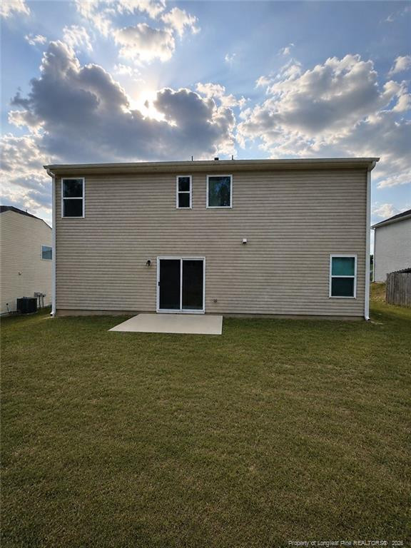 200 Hallow Oak Street