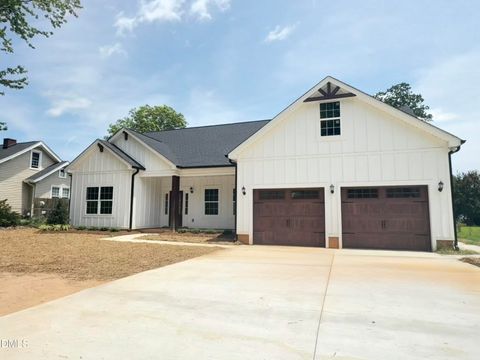 607 Salisbury Street Kernersville NC 27284