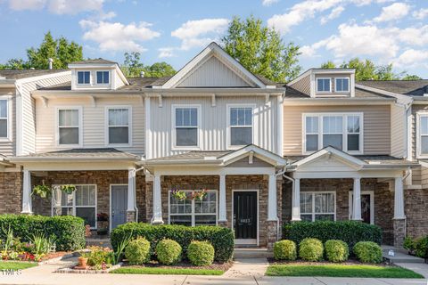 8823 Orchard Grove Way Raleigh NC 27612