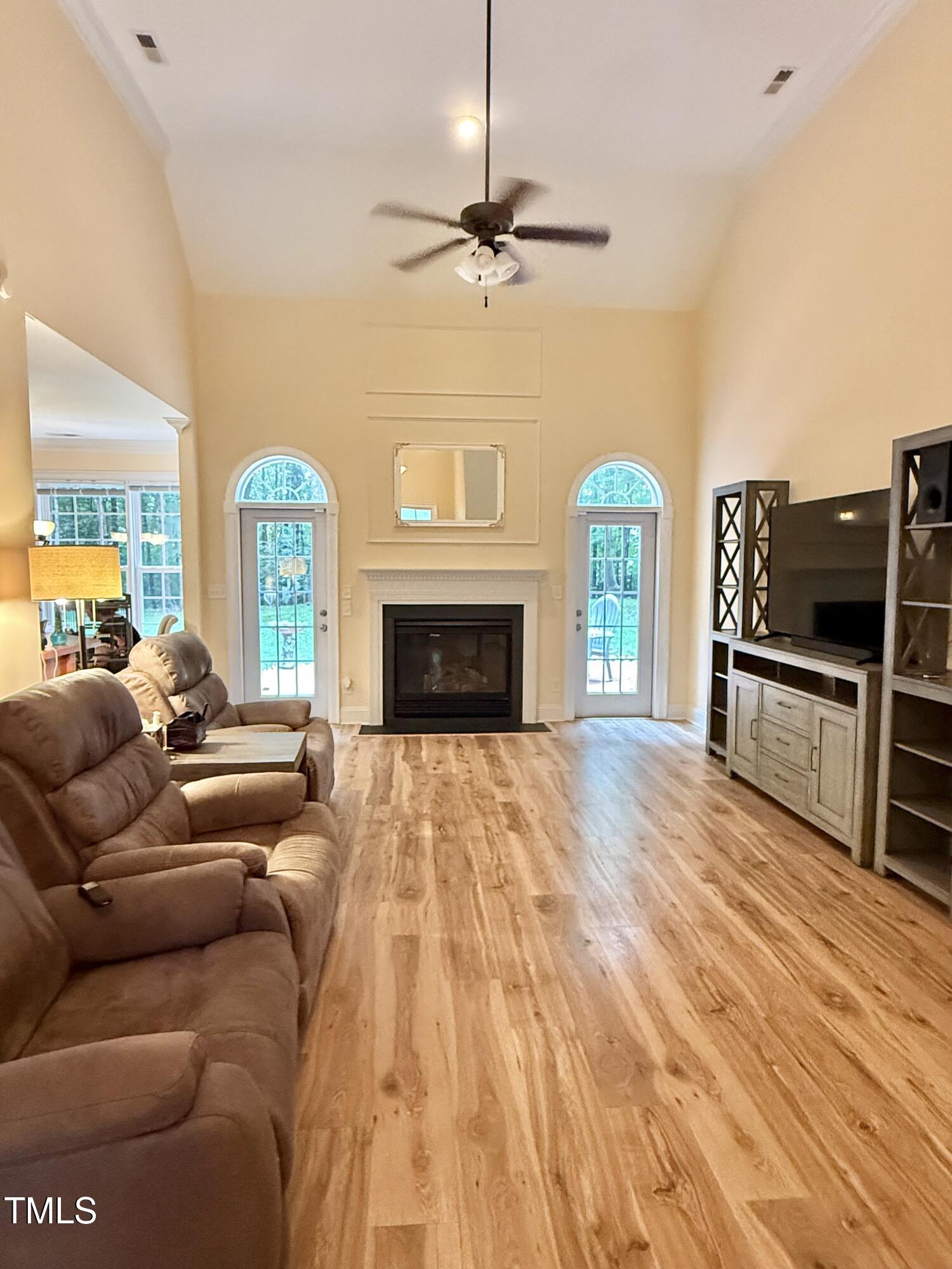 351 N Old Lantern Road