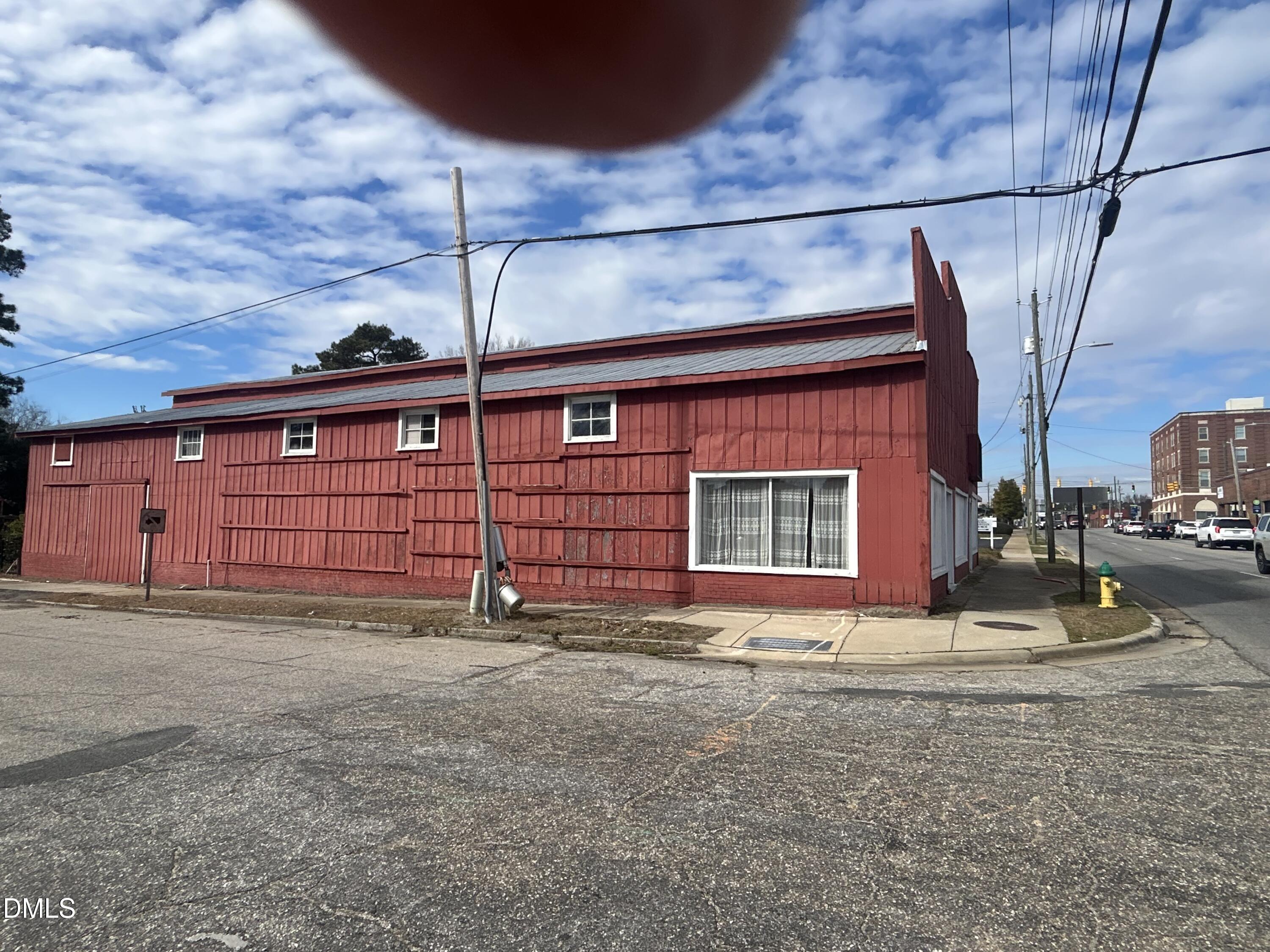 207 S Magnolia Avenue