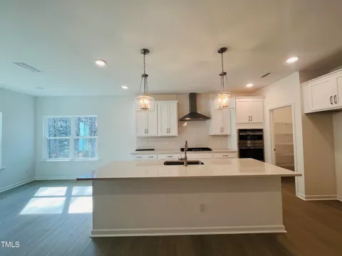 MLS: 10075962