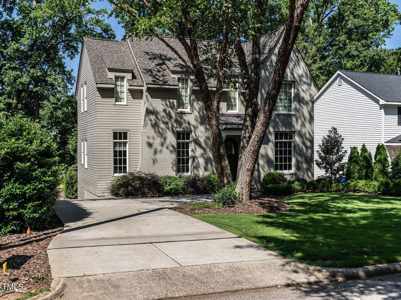 2125 Pine Drive