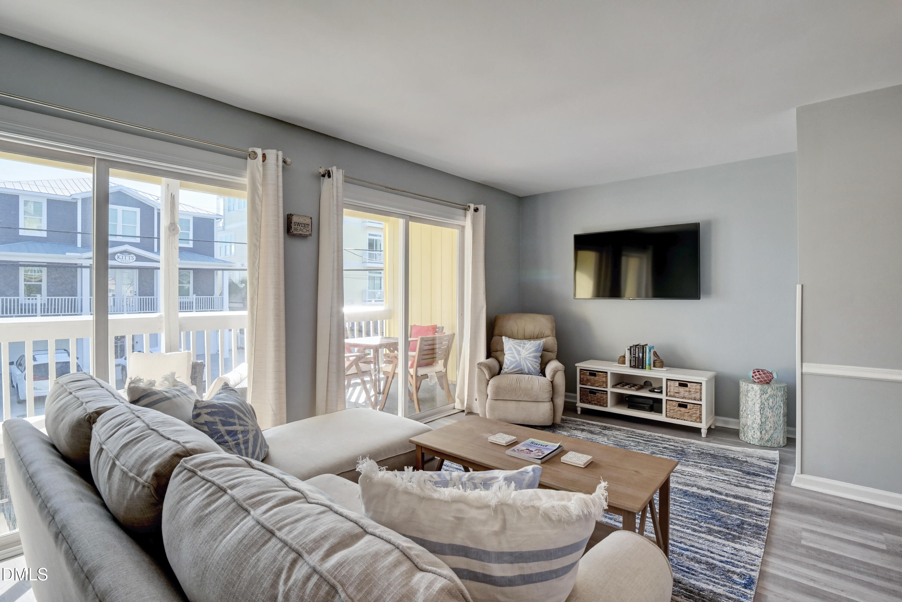 1509 Carolina Beach N E-2