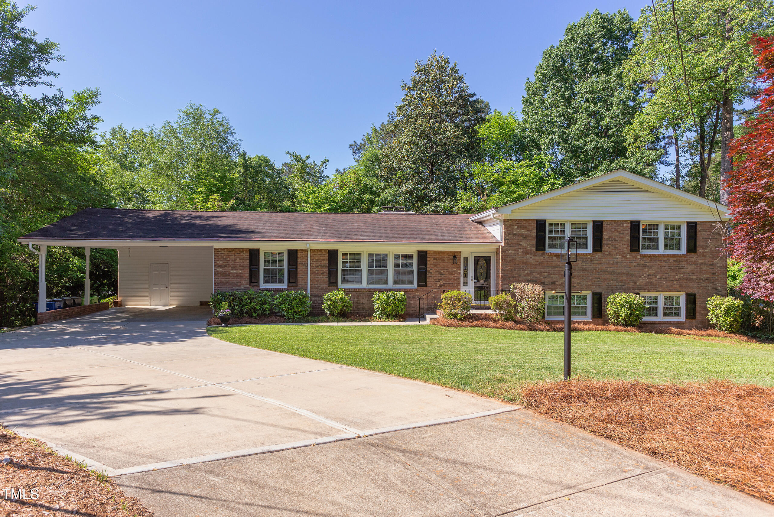 4300 Edgehill Court