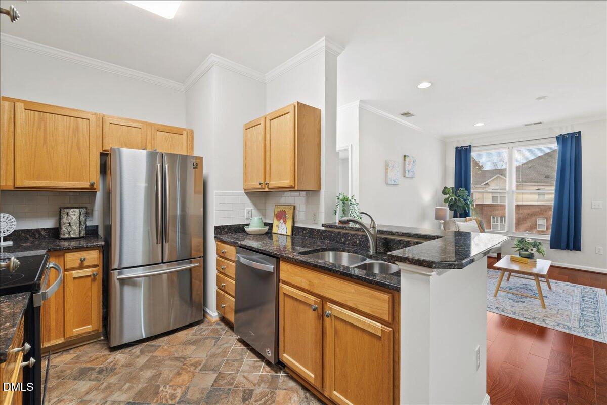 800 Savannah Ridge Road 116