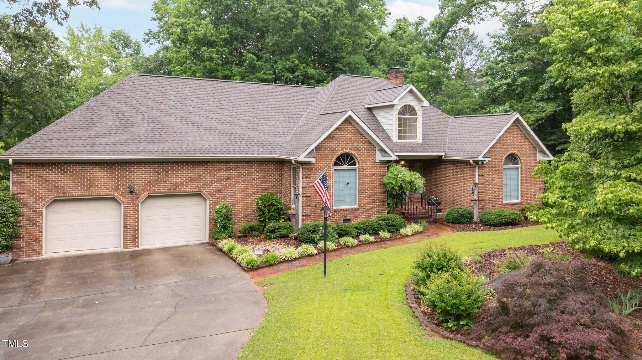414 Bakewell Court