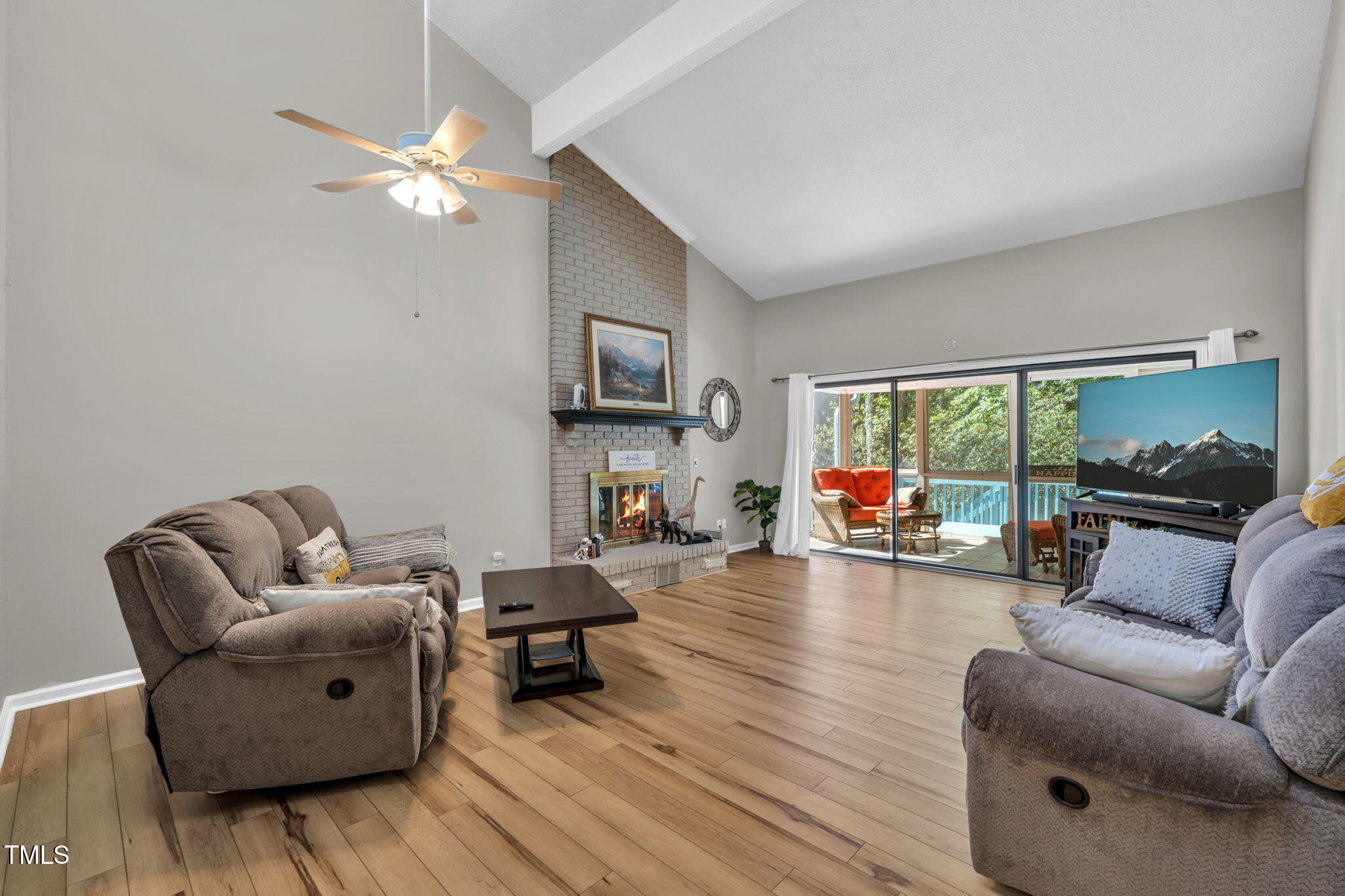 4007 Deer Track Trail