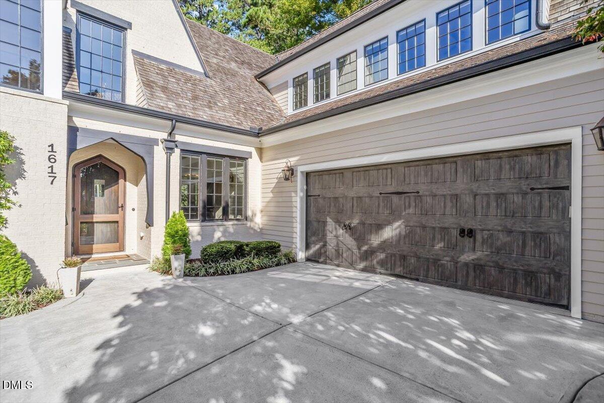 1617 Ridge Road