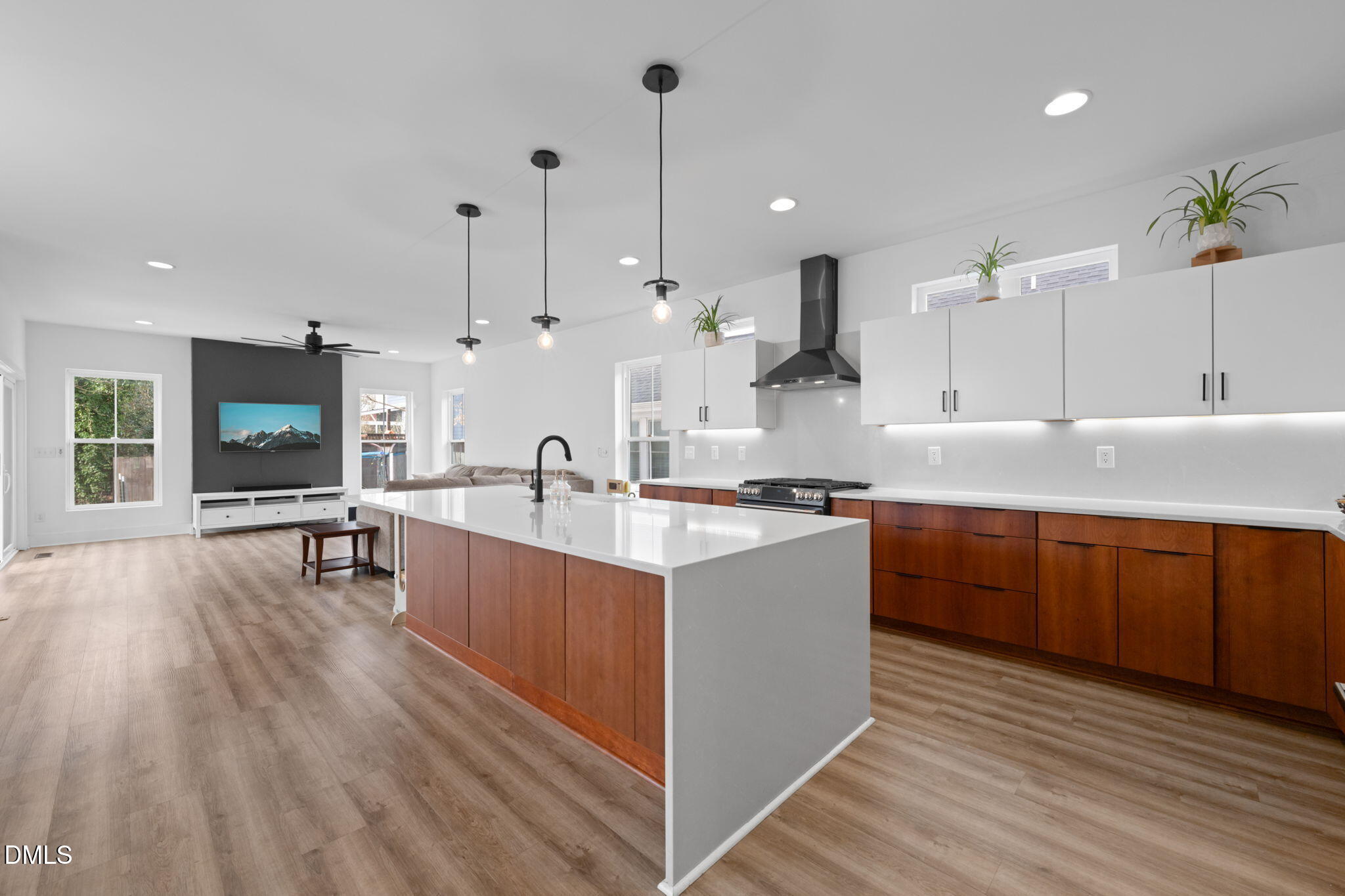 320 S Tarboro Street