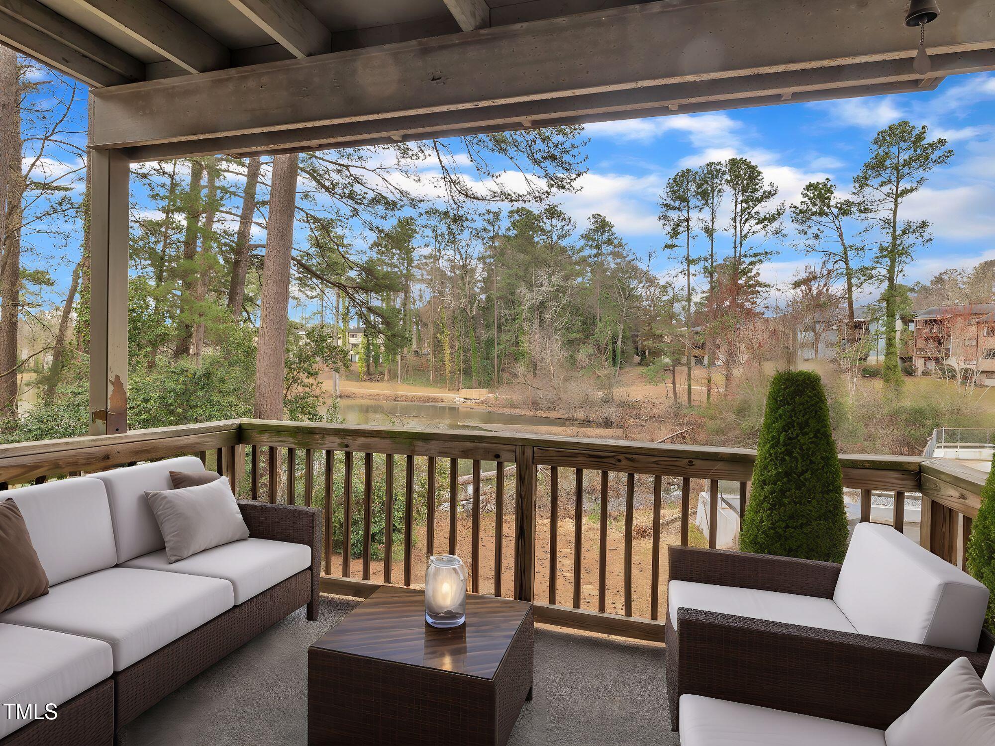 612 Pine Ridge Place