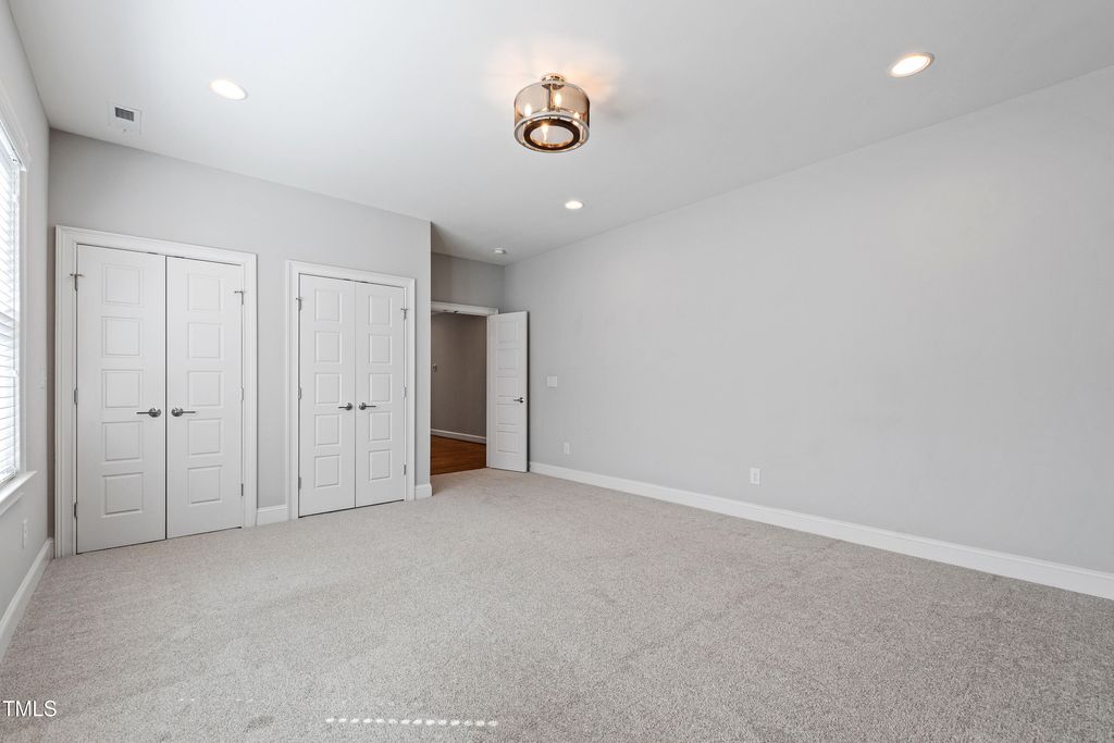 listing image 52