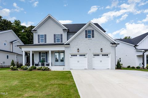 2213 Terri Creek Drive Fuquay Varina NC 27526