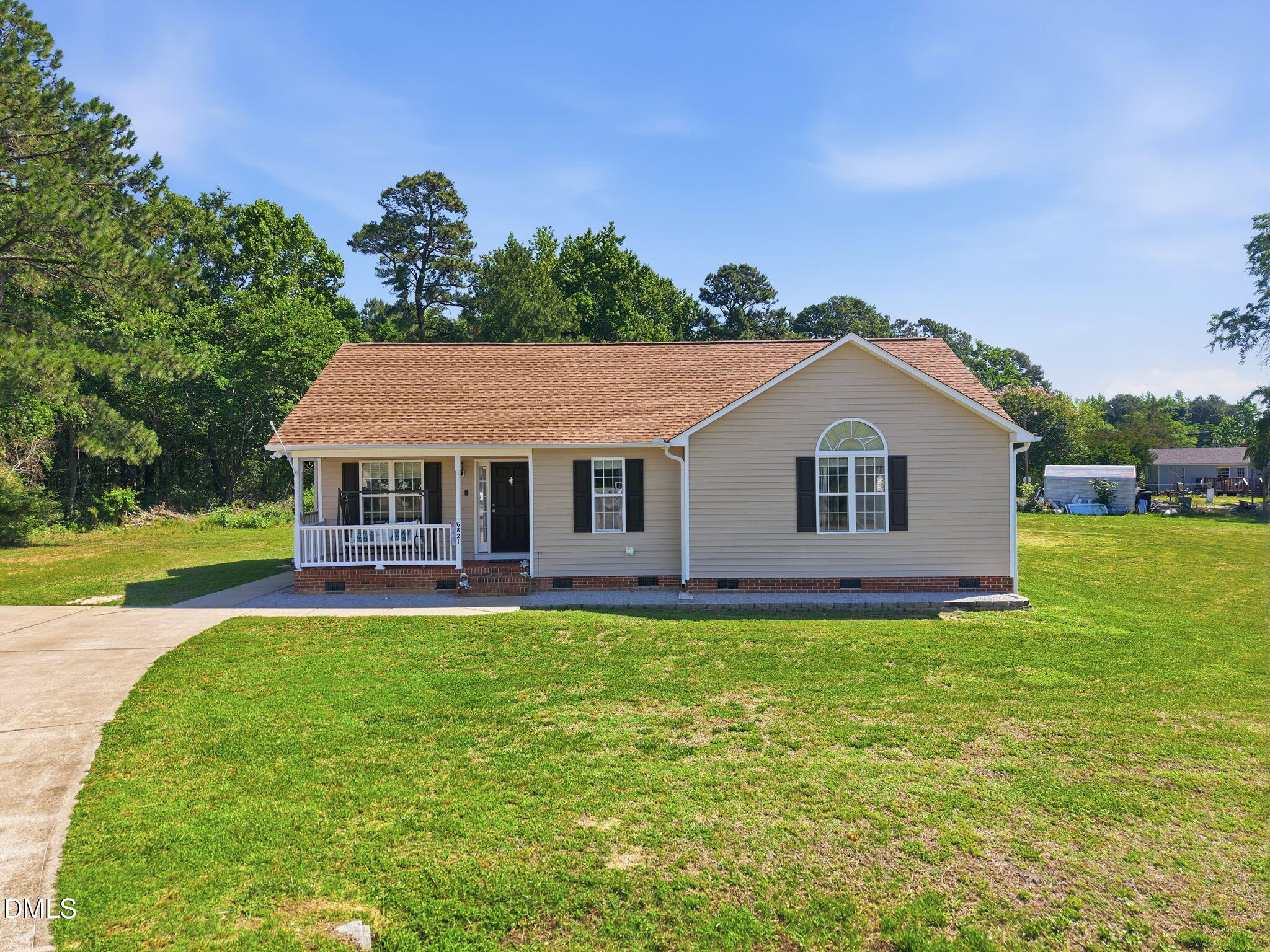 6821 Flying Eagle Court