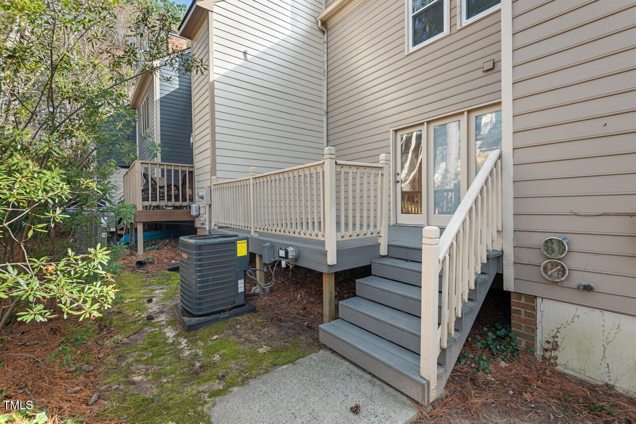 Durham, North Carolina 27705, United States, 2 Bedrooms Bedrooms, ,3 BathroomsBathrooms,Residential,Active,83470