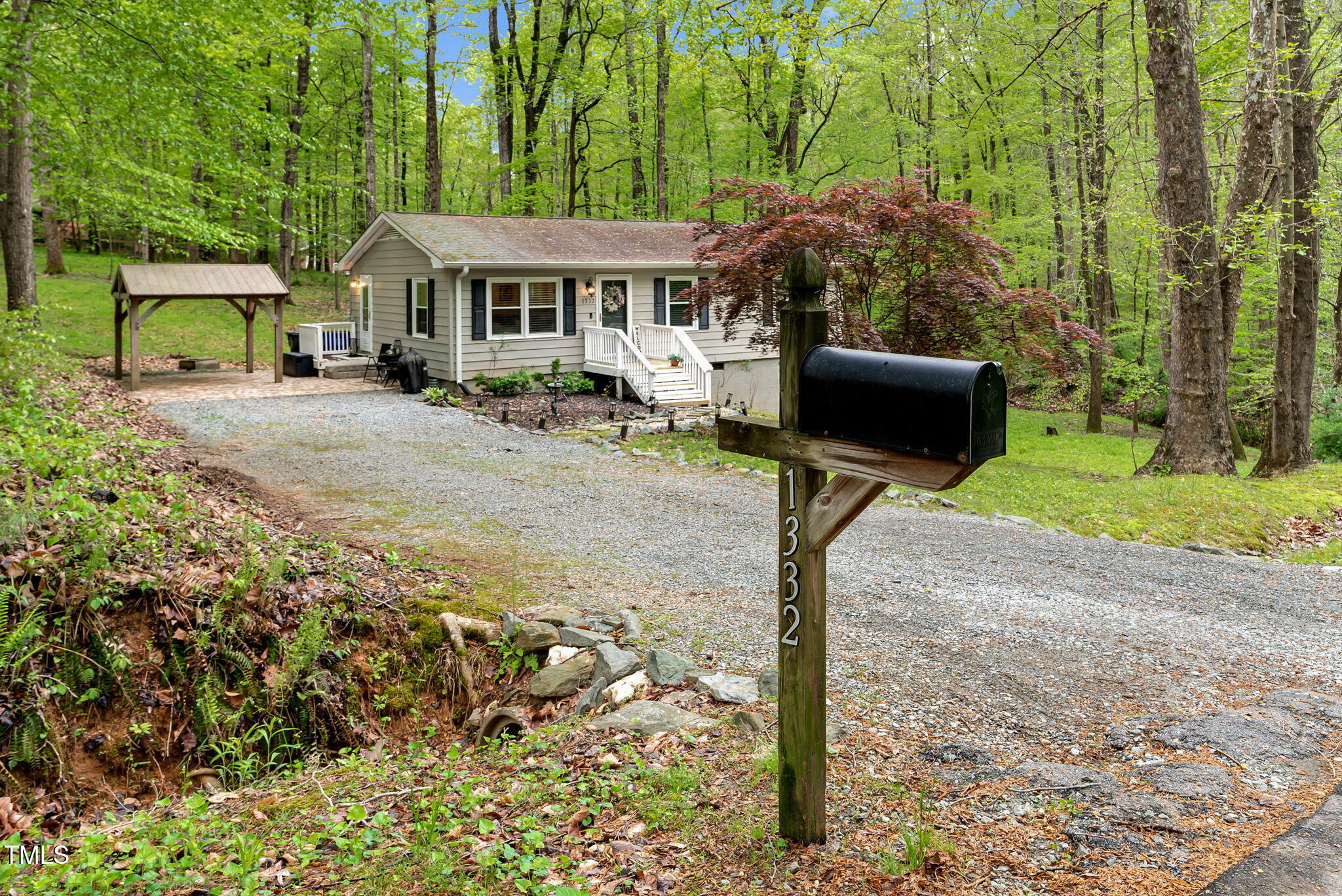 1332 Stallings Road