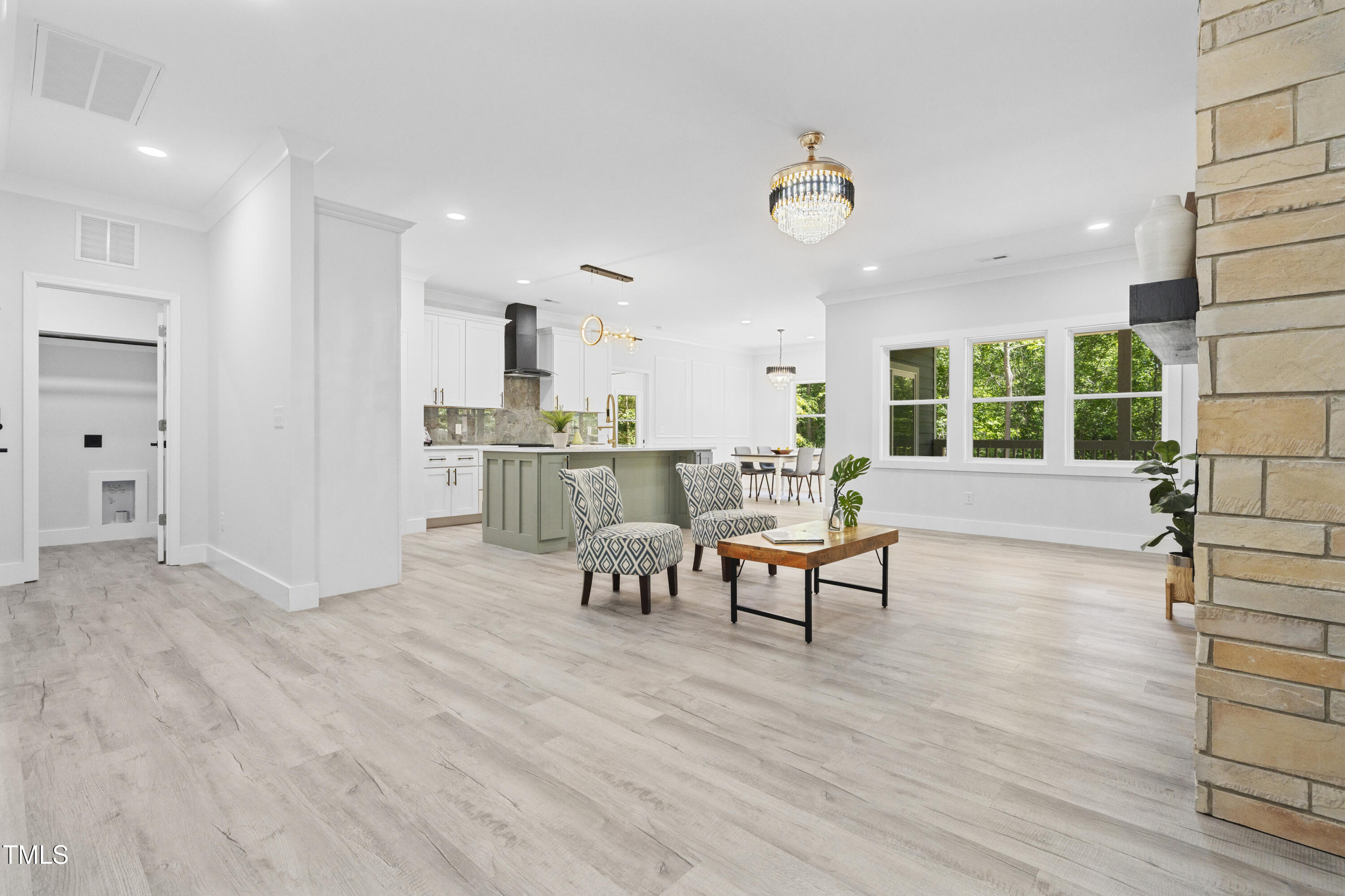 107 Seminole Drive