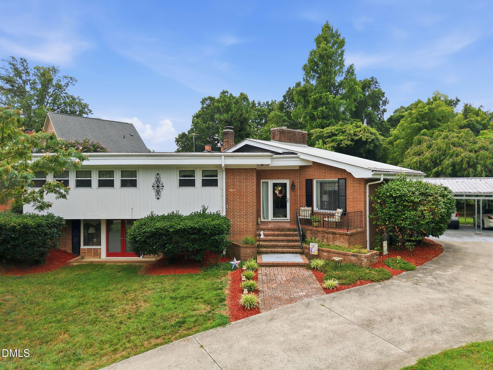 713 Chub Lake Road