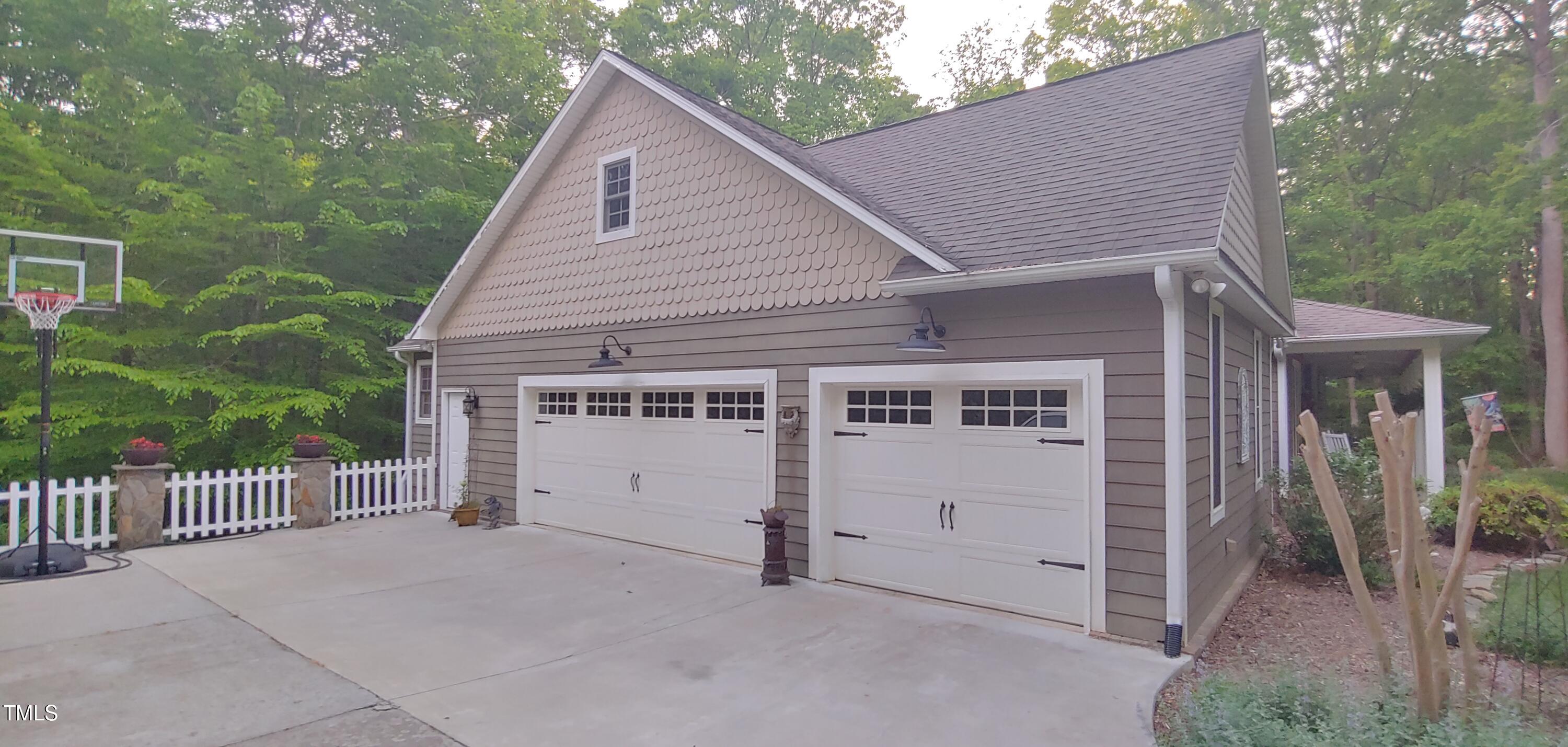 7115 Laurel Point Drive