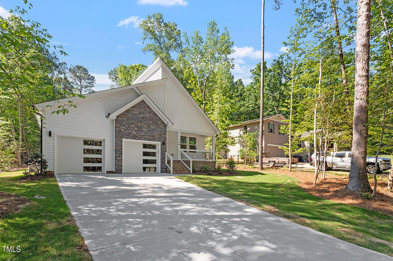 104 Cochise Drive