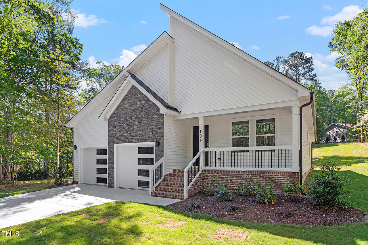 104 Cochise Drive