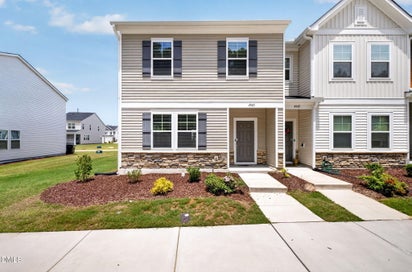 4943 Microcline Trail Raleigh NC 27610