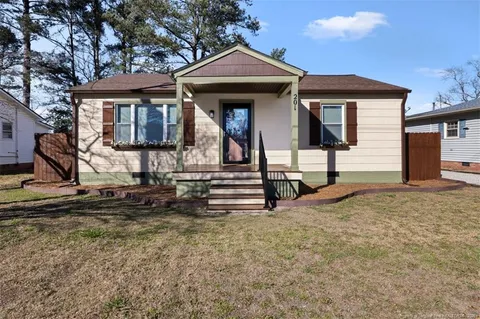 MLS: LP739609