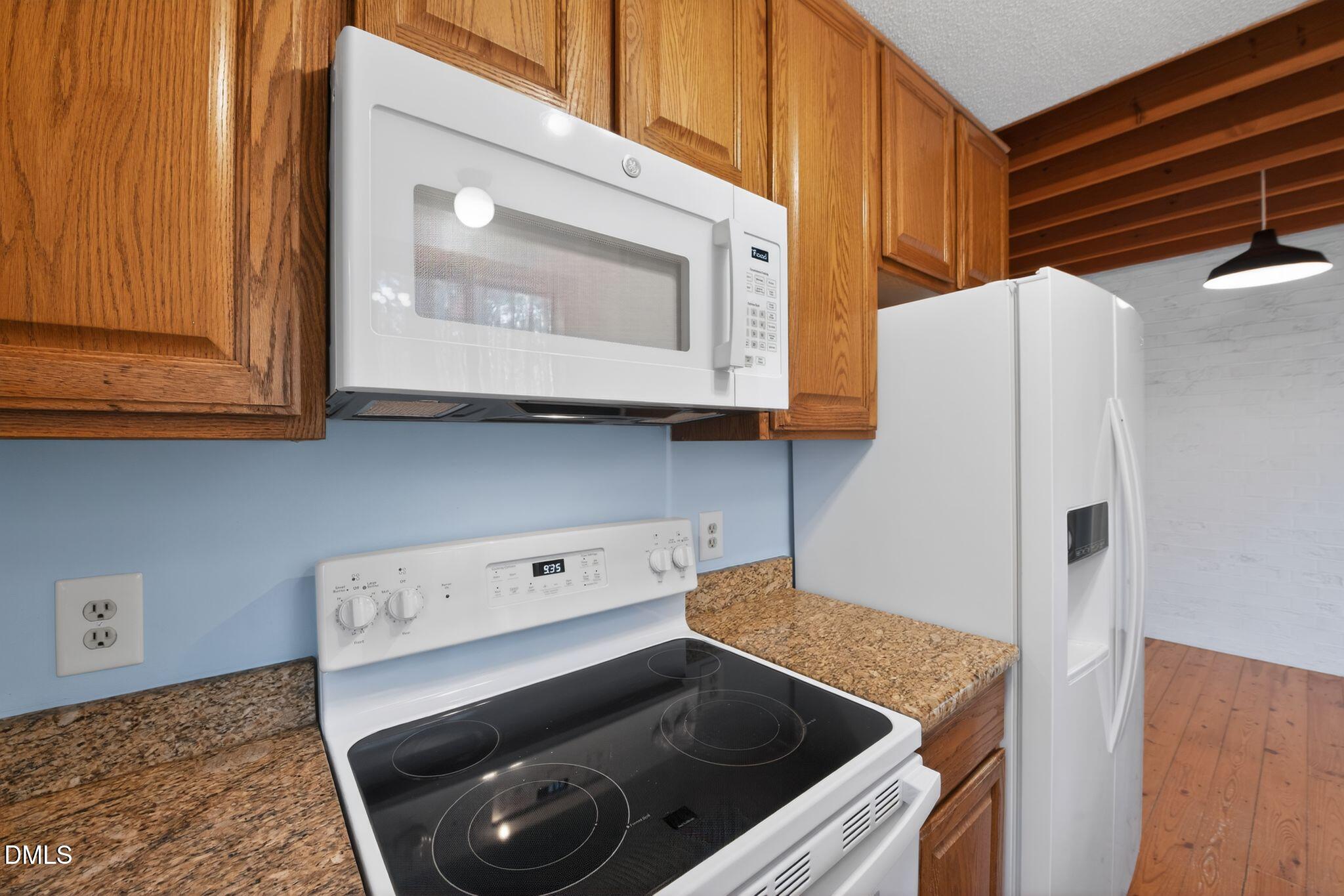 2405 Wheelwright Common