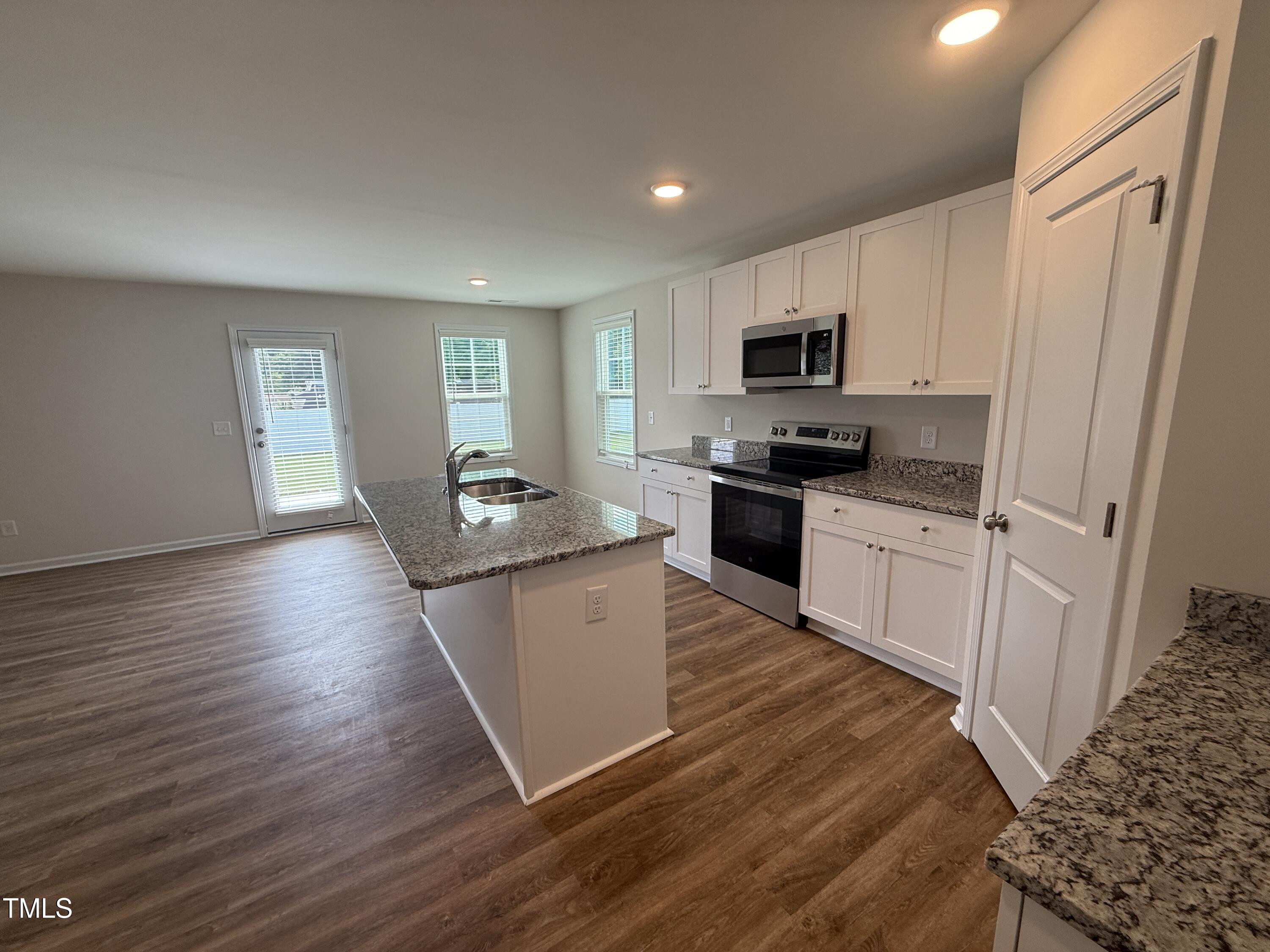 17 W Emily Gardens Drive