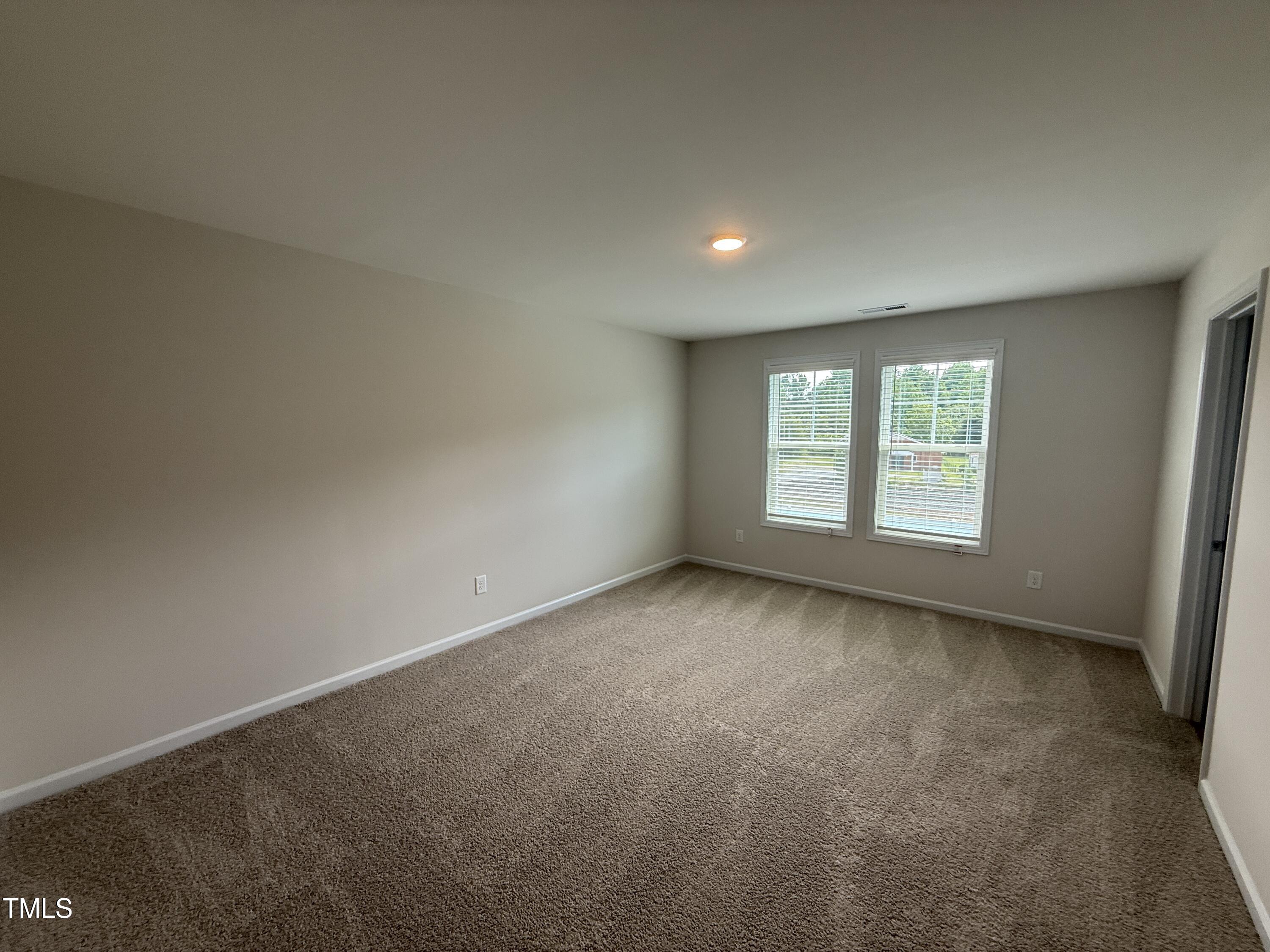 17 W Emily Gardens Drive