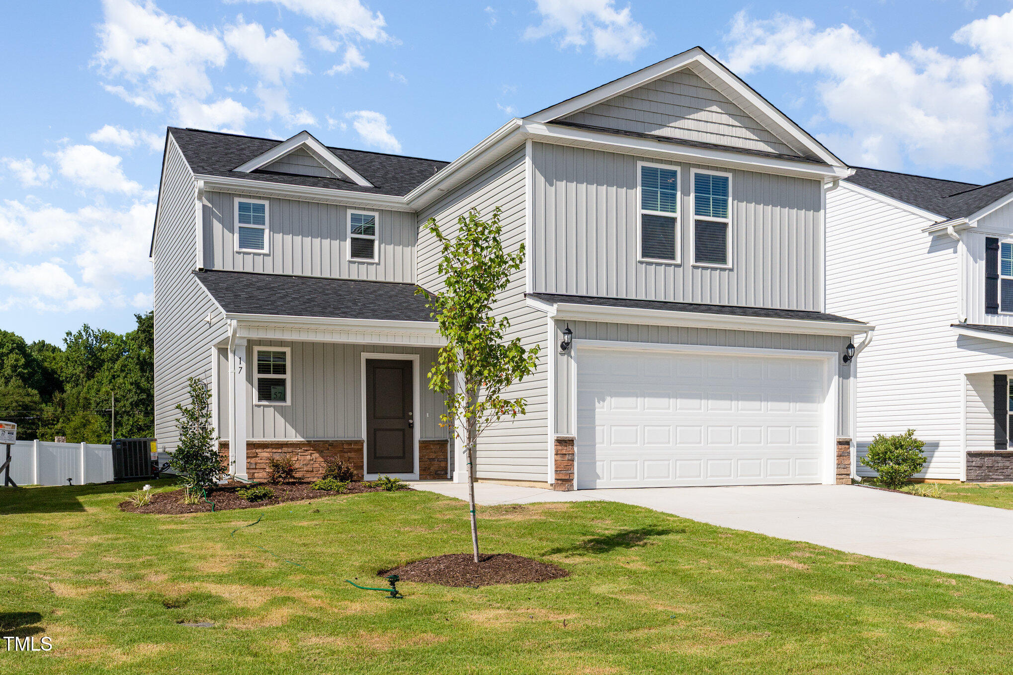 17 W Emily Gardens Drive