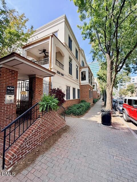 250 E Davie Street