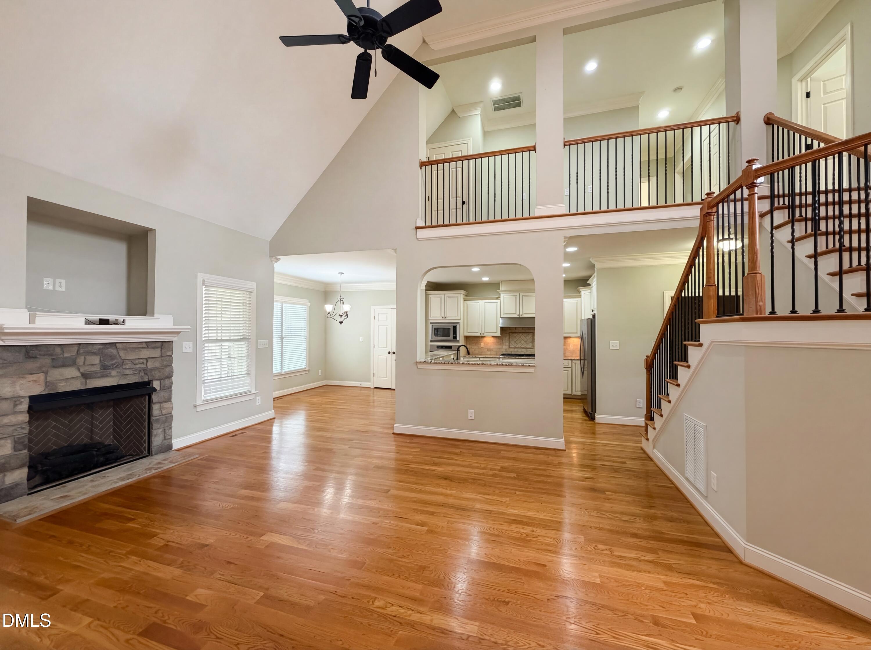 2931 London Bell Drive