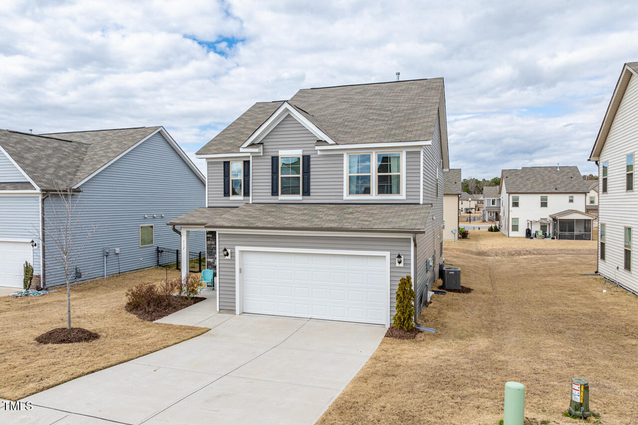 512 Oak Holly Lane