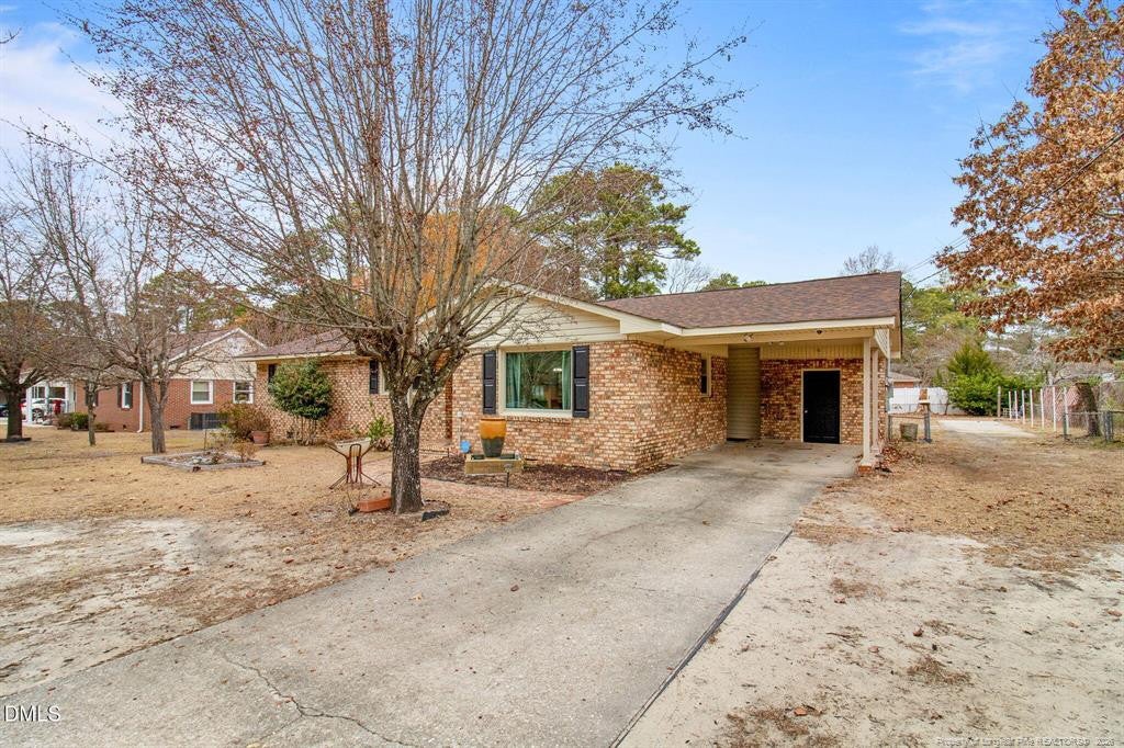 513 Maxine Street
