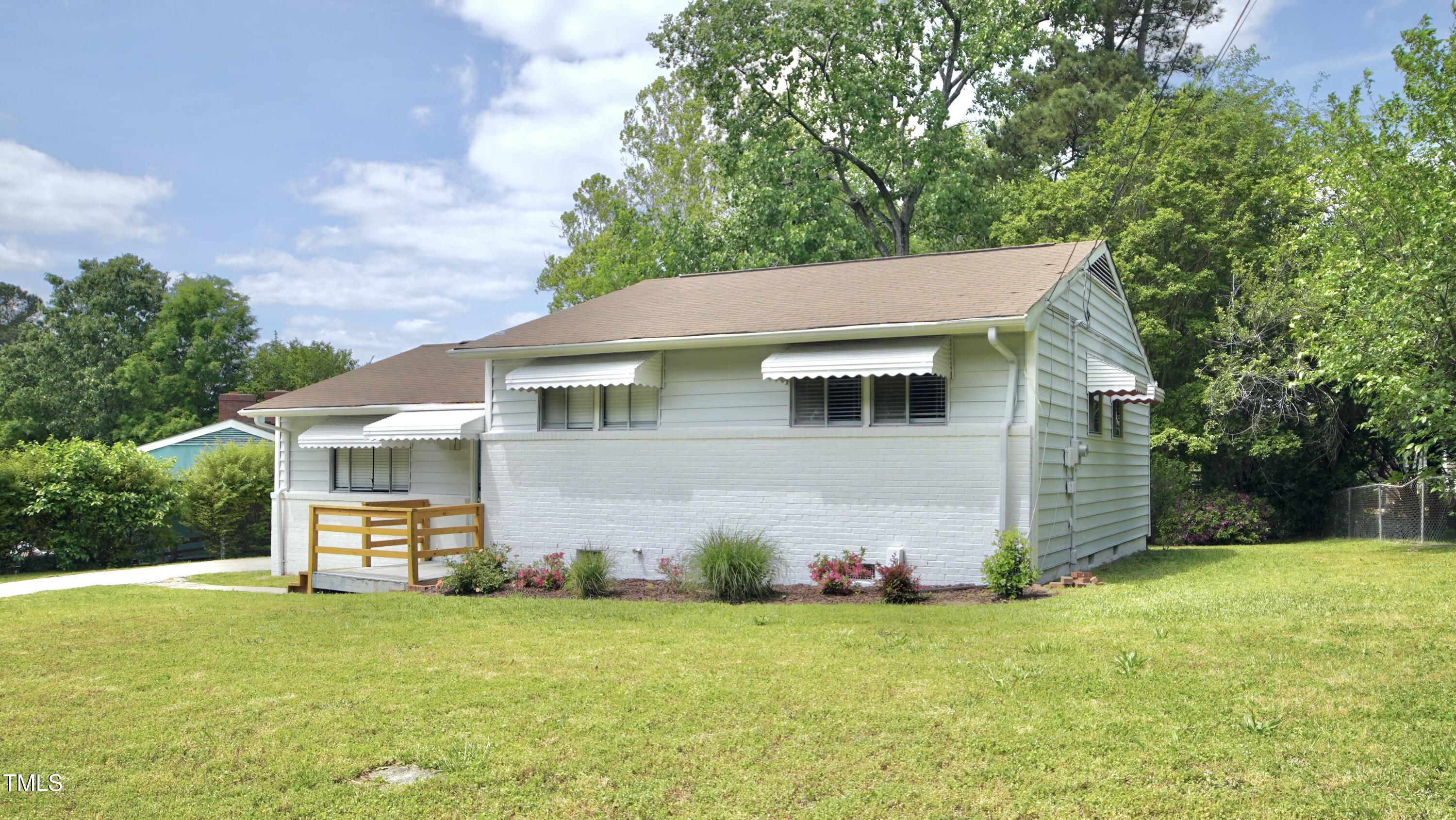 2006 Waters Drive
