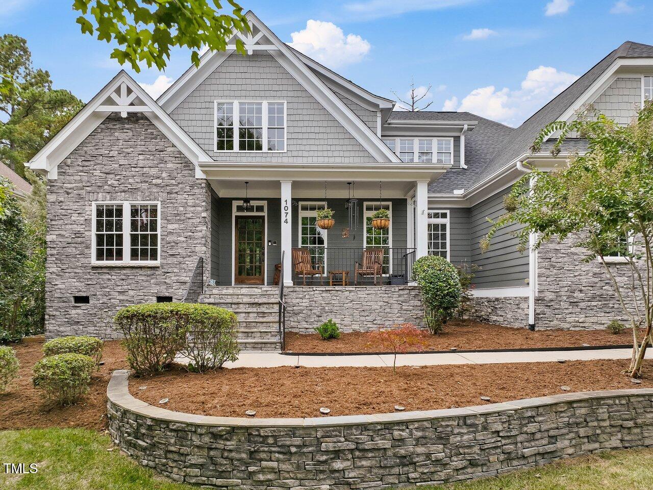 1074 Golfers View