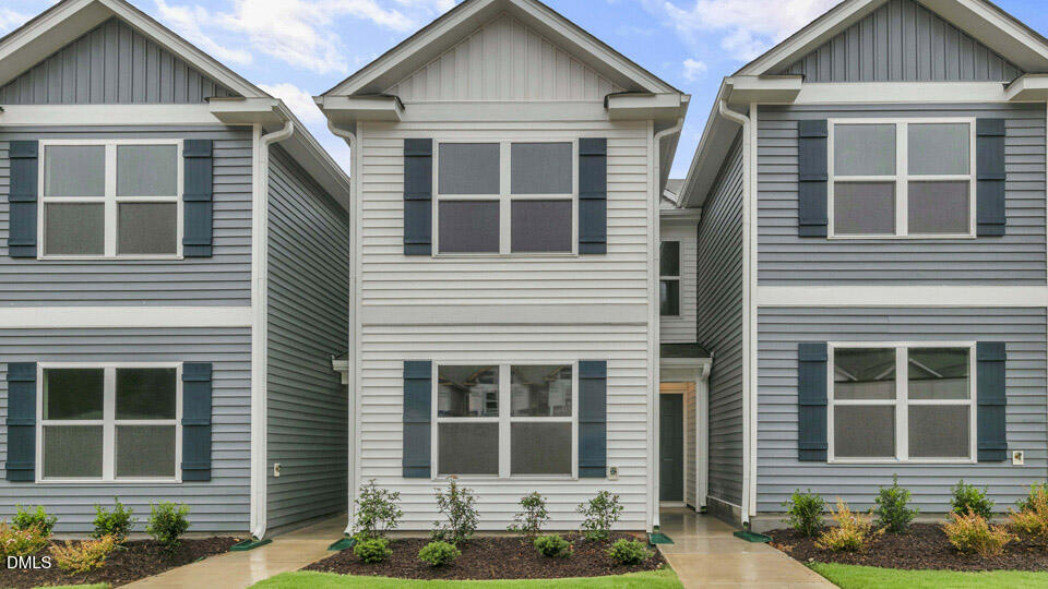 105 Holmes Corner Drive