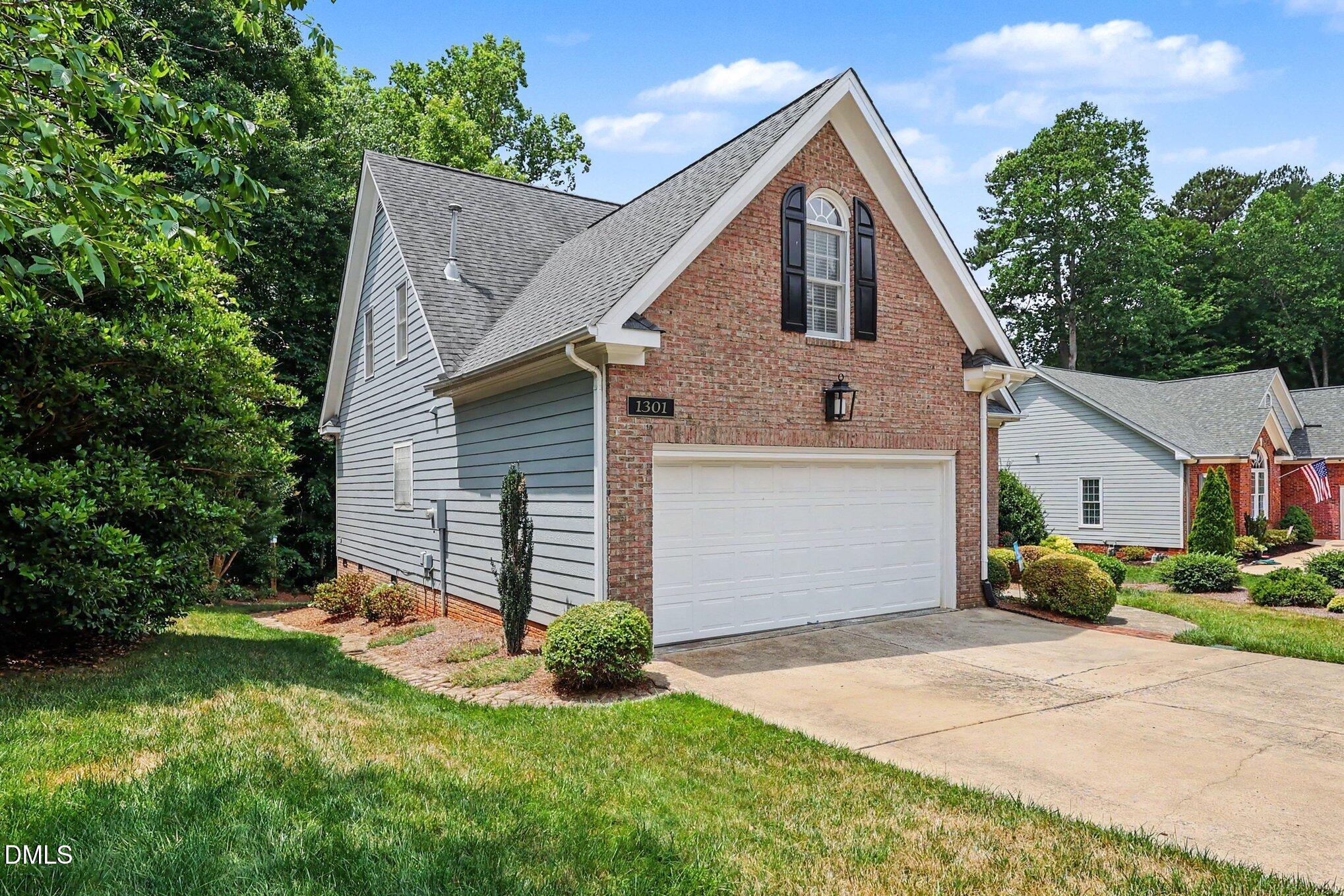 1301 Wedgeland Drive
