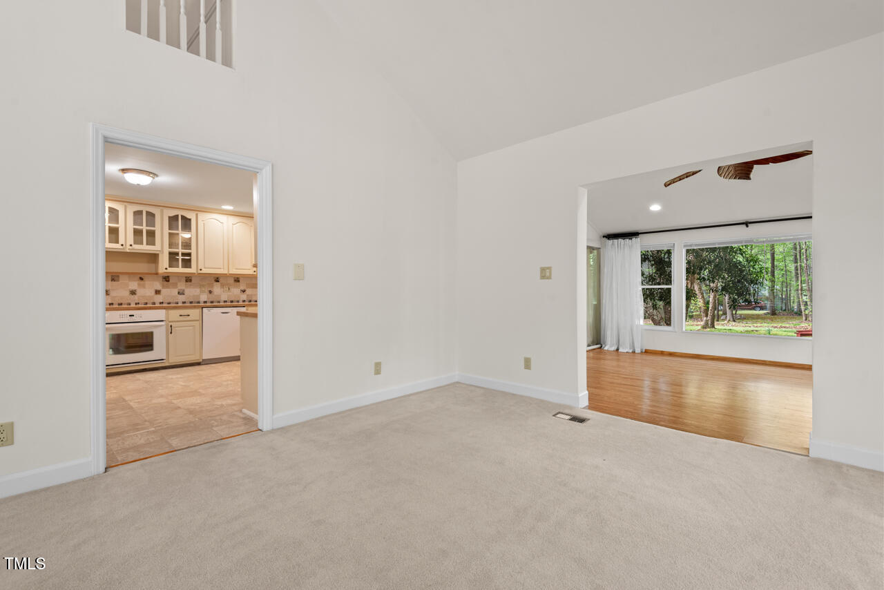 Hillsborough, North Carolina 27278, United States, 5 Bedrooms Bedrooms, ,3 BathroomsBathrooms,Residential,Active,144868