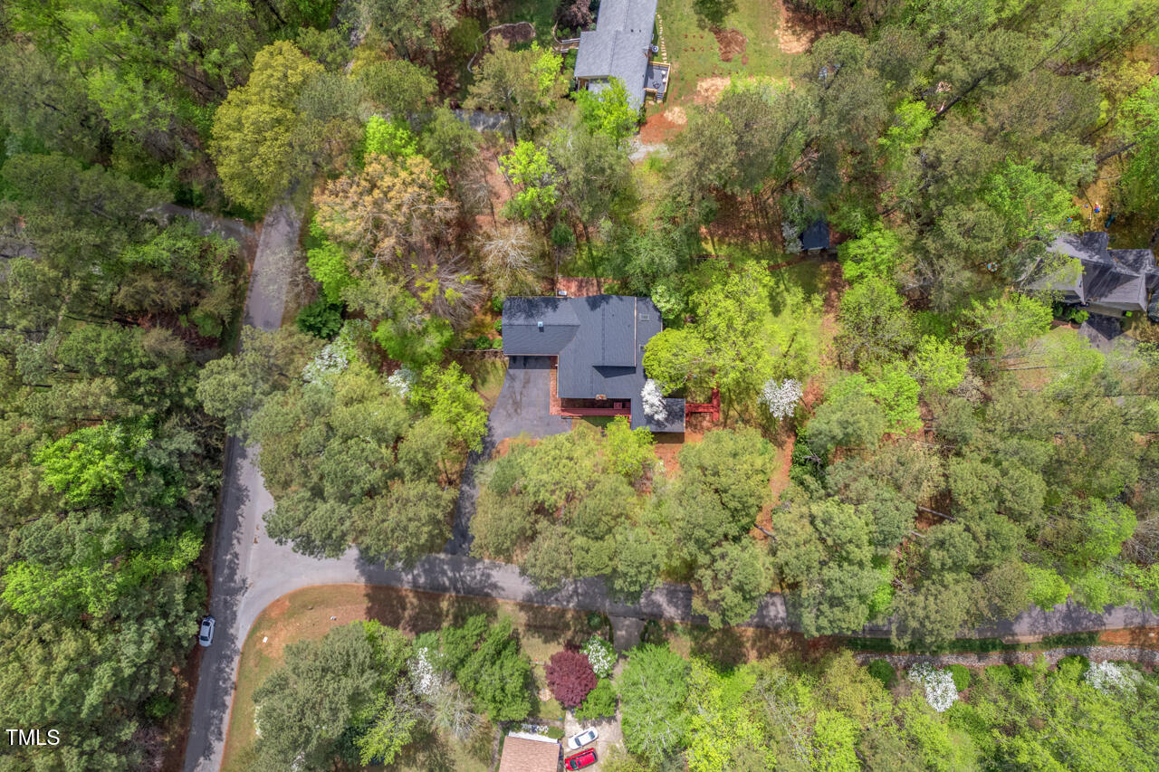 Hillsborough, North Carolina 27278, United States, 5 Bedrooms Bedrooms, ,3 BathroomsBathrooms,Residential,Active,144868