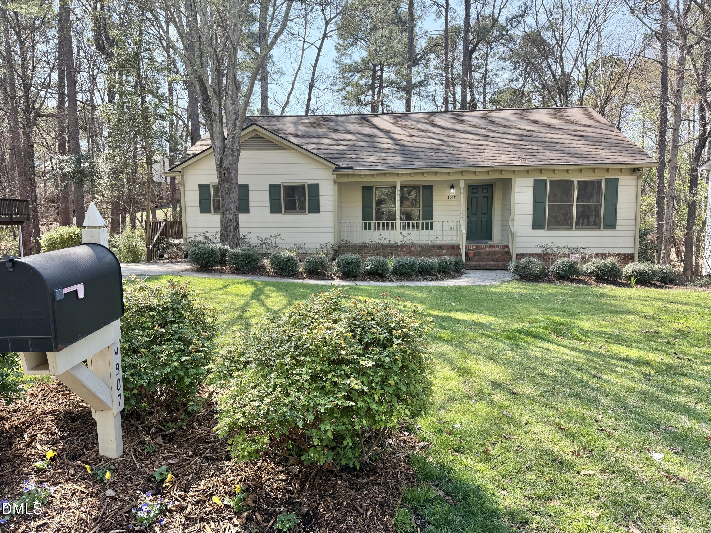 4907 Fortunes Ridge Drive