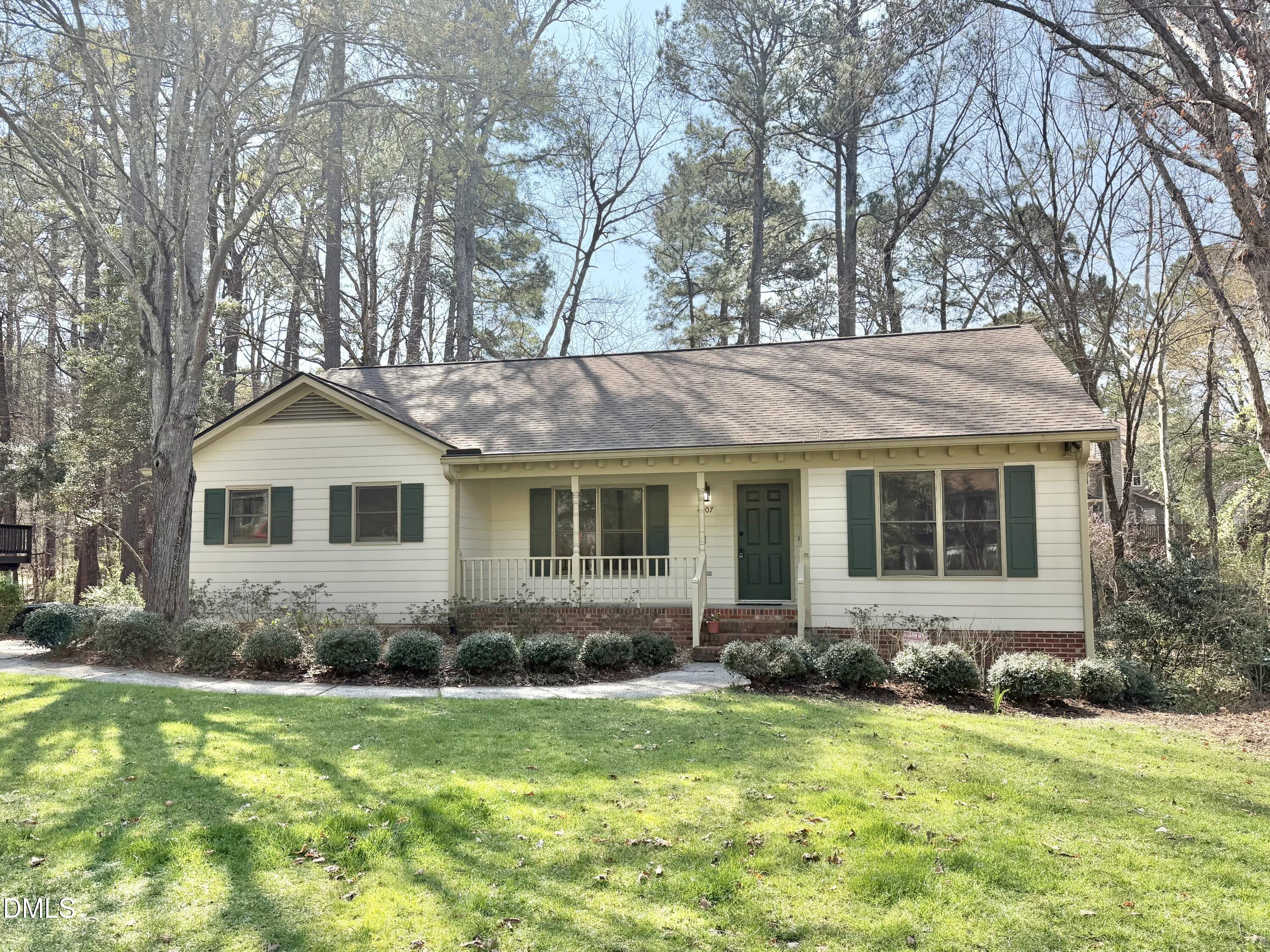 4907 Fortunes Ridge Drive