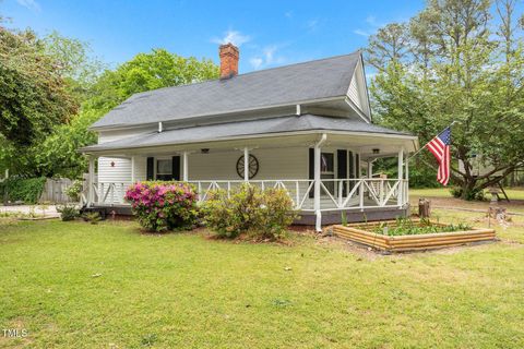 119 Johnson Street Broadway NC 27505