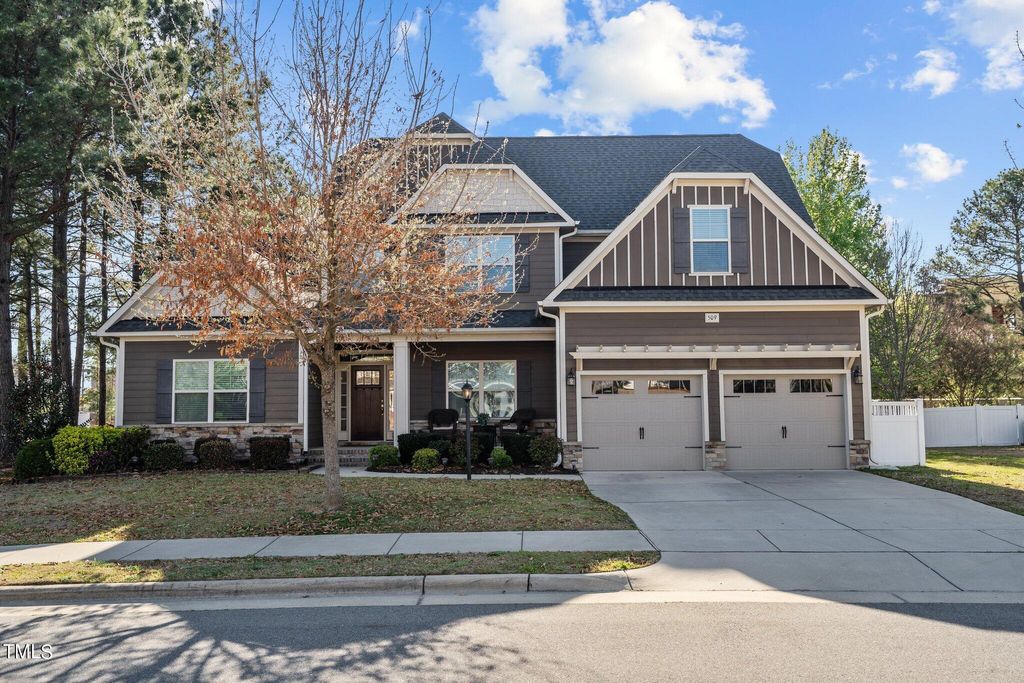 509 Silverliner Drive

                                                                             Knightdale                                

                                    , NC - $595,000