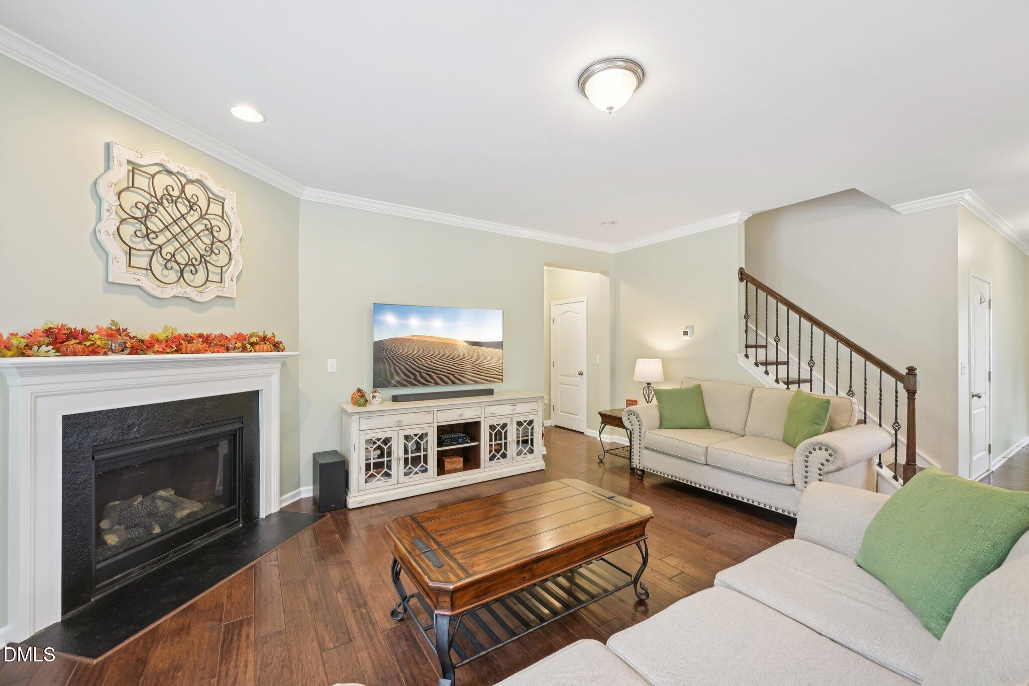 925 Amber Forest Drive