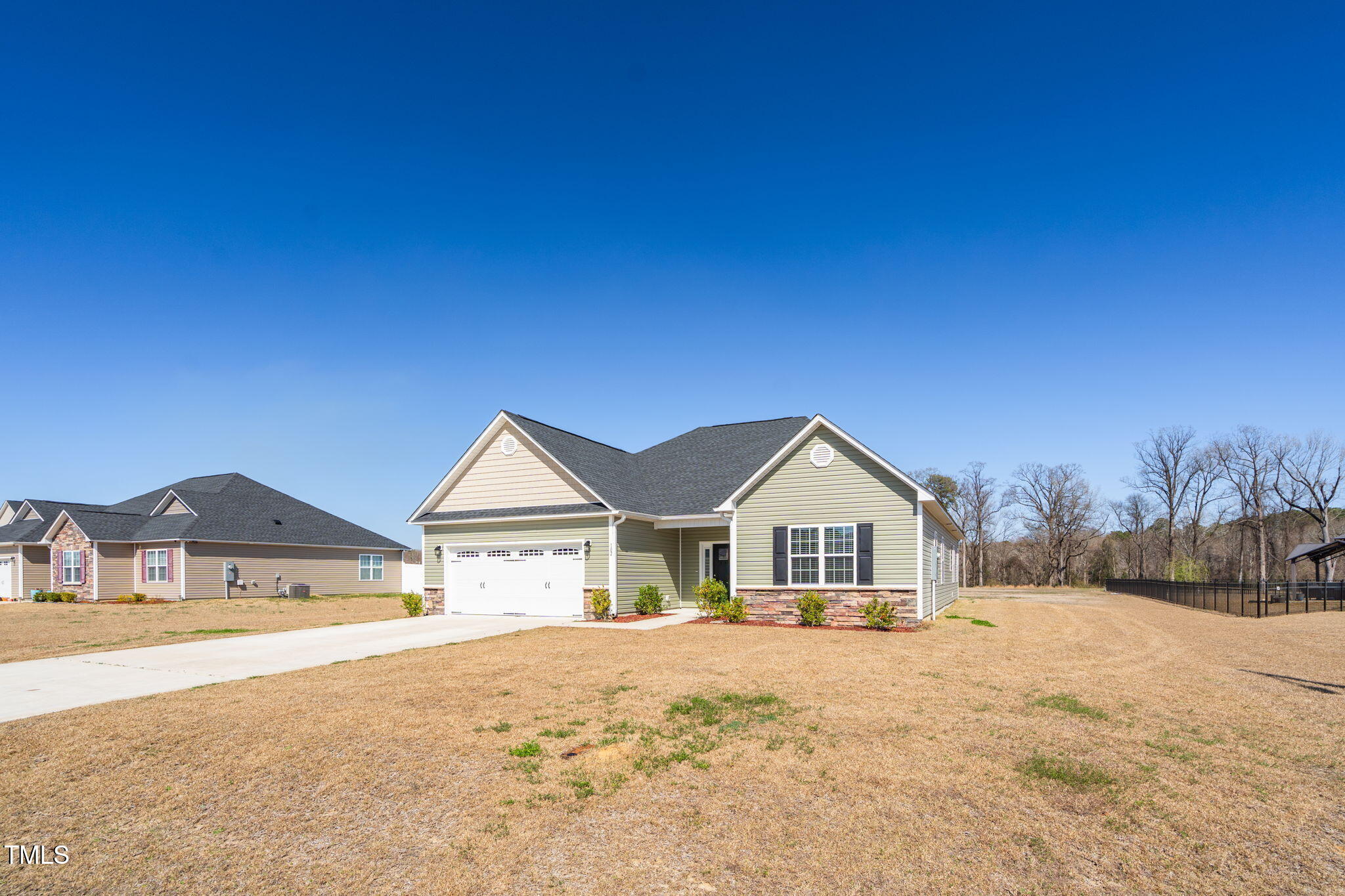 102 Gabor Lane
