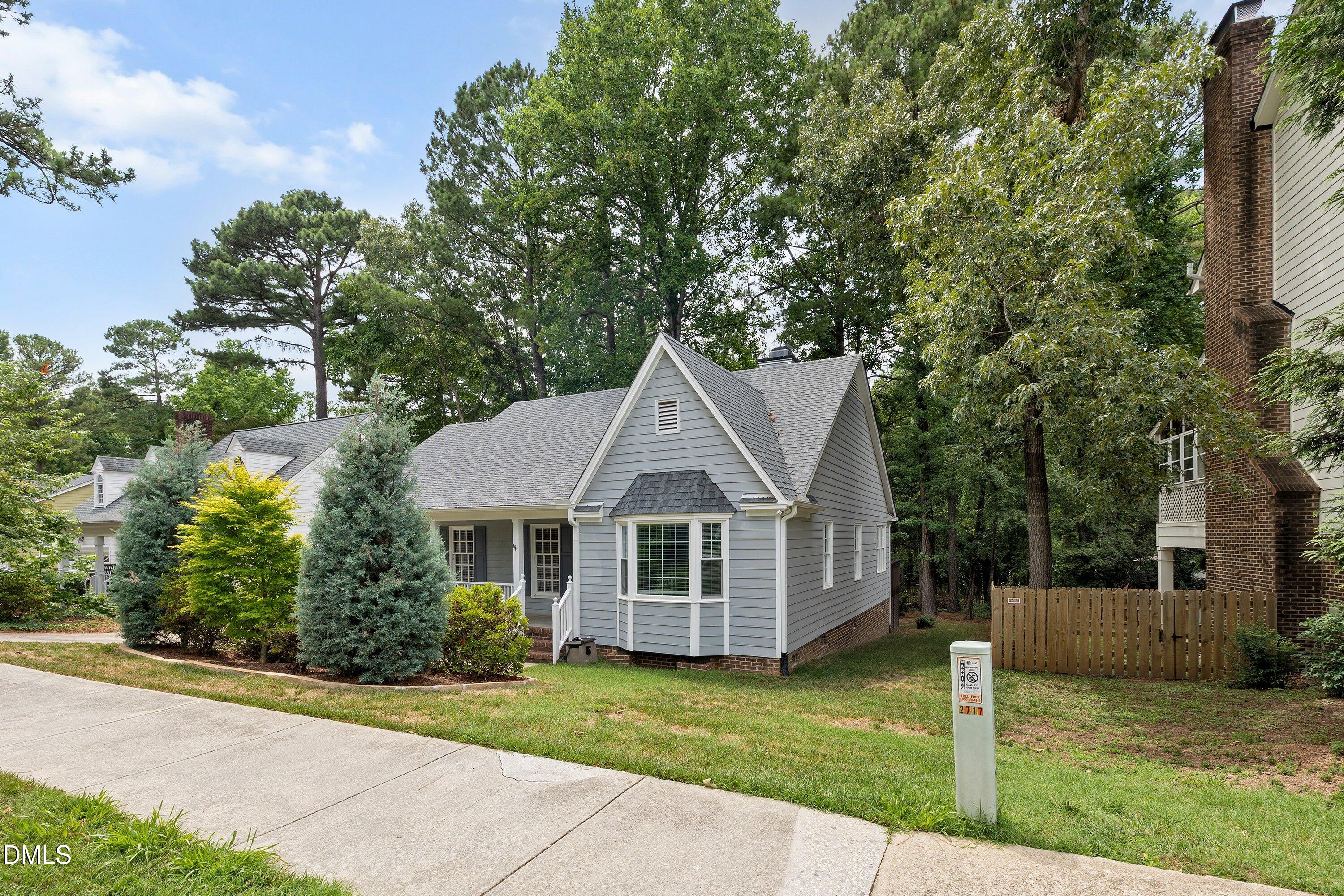 2713 Hiking Trail