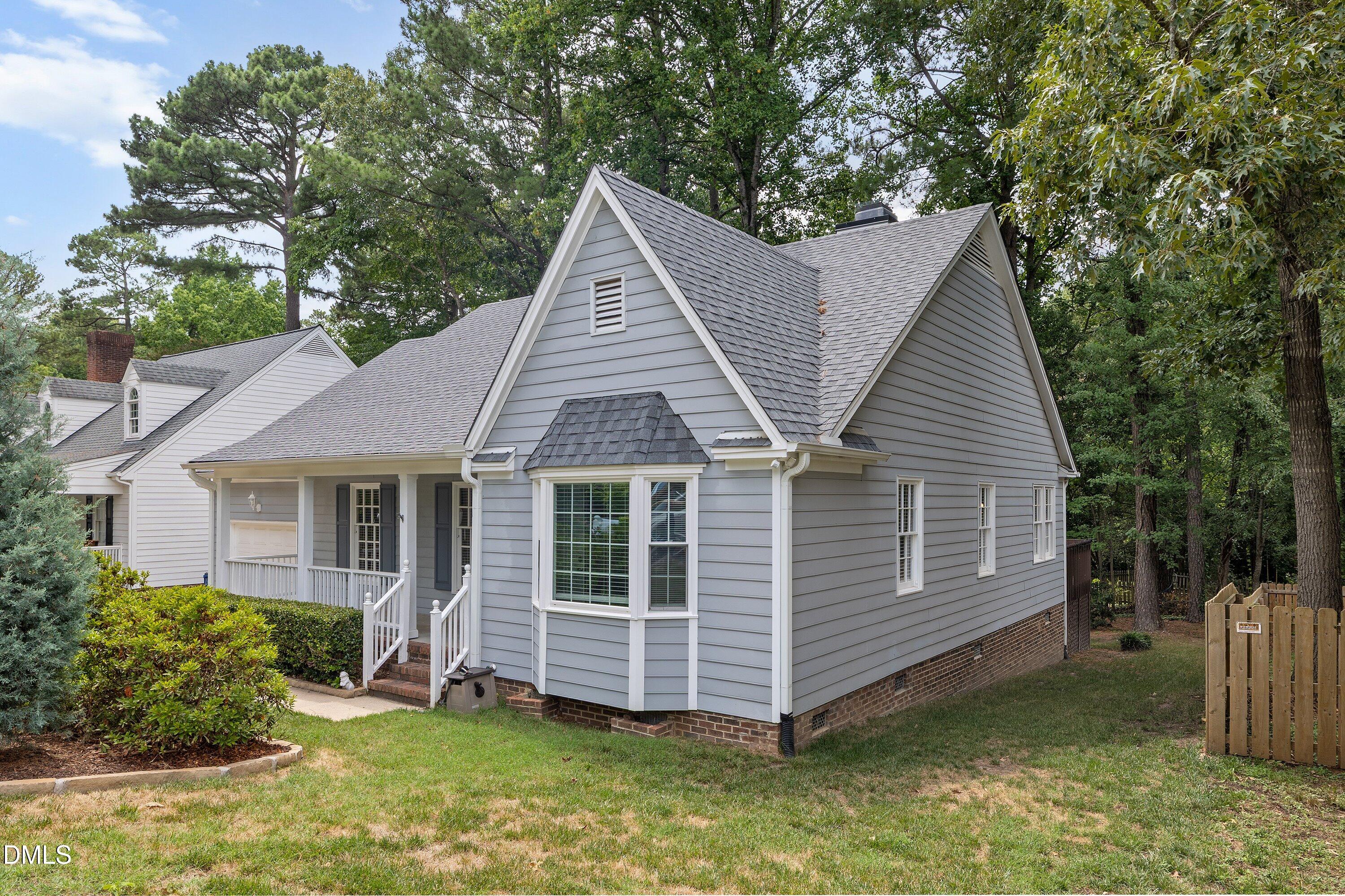 2713 Hiking Trail